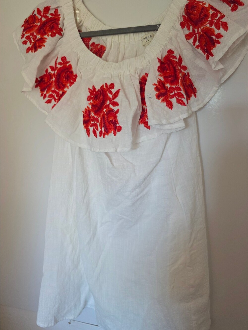 Umgee off the shoulder white with red color floral embroidery Mini dress boho M